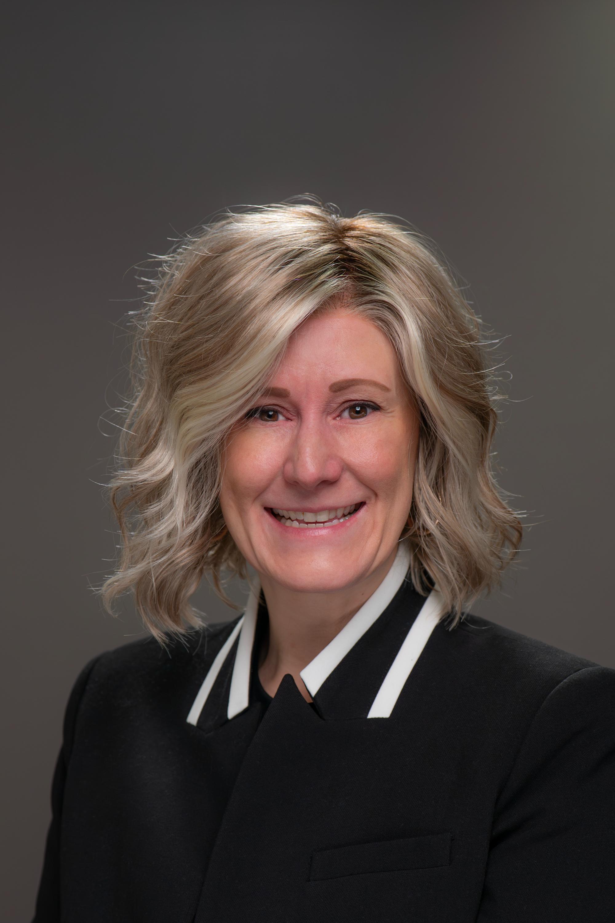 Lindsay Stoetzel, Ph.D. Assistant Professor of Literacy, Educational Foundations, and Technology